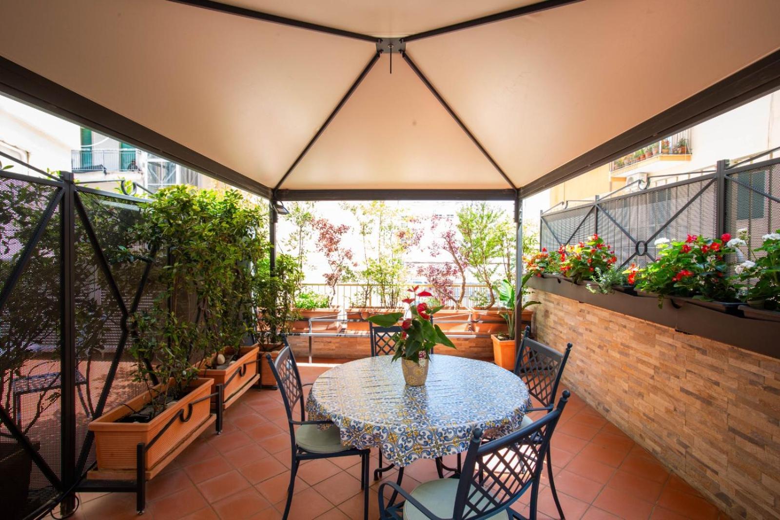 Little Rock Guest House Gaeta Buitenkant foto