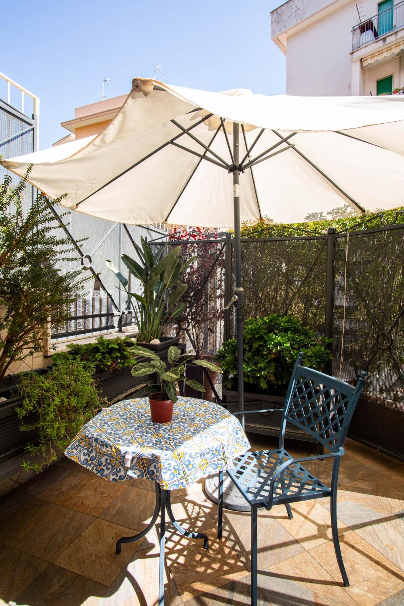 Little Rock Guest House Gaeta Buitenkant foto